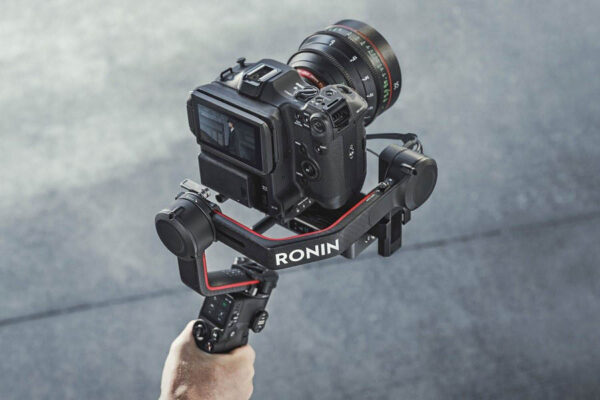 نقد و بررسی گیمبا&zwnj;ل DJI RS 3