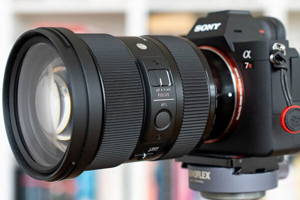 یکی از مهم&zwnj;ترین ویژگی&zwnj;های لنز Sigma Art 24-70mm f/2.8 DG OS HSM، کیفیت ساخت بالای بدنه آن است