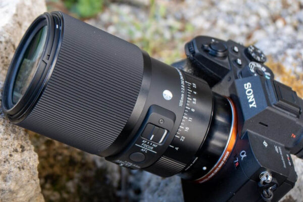 لنز Sigma 105mm f/2.8 برای عکاسی ماکرو طراحی شده است
