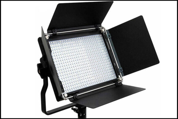 معرفی نور ثابت ال ای دی پروفشنال Professional LED light RGB-216