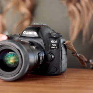 Camera Insurance Companies In Iran Pic1 شرکت های بیمه دوربین عکاسی در ایران | با این شرکتها تجهیزات خود را بیمه کنید