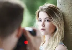 لنزهای مناسب عکاسی پرتره | برای این سبک عکاسی به سراغ کدام لنزها برویم؟