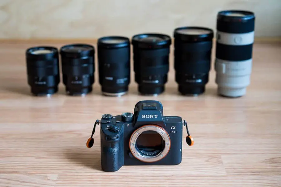 لنزهای قابل استفاده با دوربین a7 iii | بهترین لنزها برای نسل سوم سری آلفا سونی