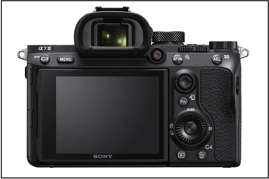 بررسی دوربین سونی a7 iii | تحلیل تخصصی عملکرد، کیفیت تصویر و ارزش واقعی