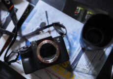 مقایسه دوربین سونی a7 iii با کانن R10 | بررسی تفاوت‌ها و ویژگی‌های هر دوربین