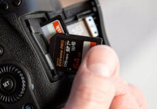 راهنمای خرید لوازم جانبی دوربین عکاسی | انتخاب بهترین لوازم برای موفقیت در پروژه‌های عکاسی