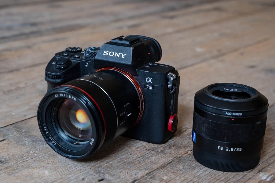مقایسه ویژگی&zwnj;های فنی دوربین سونی a7s iii با سونی a7 iii