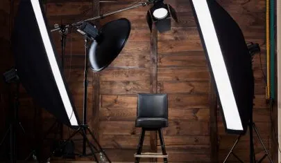 نور برای تولید محتوا | راهنمای نورپردازی حرفهای برای عکاسی و فیلمبرداری