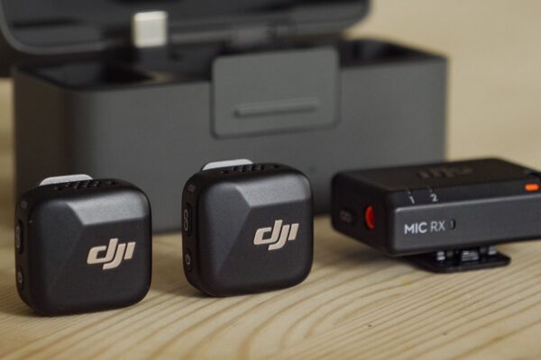 کاربردهای میکروفون DJI Mic Mini 2 Person wireless microphone