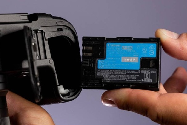 فلاشیران؛ مرجعی مطمئن و معتبر در زمینه فروش دوربین و تجهیزات آن